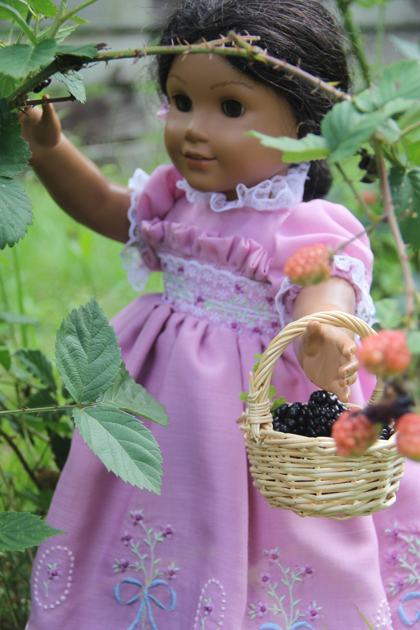 Josphina's blackberrying adventure. Custom embroidered dress for a 18" doll. Stitching with Elli design