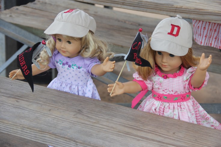 The dolls go to a baseball game- 18 in. doll adventure by stitching with Elle