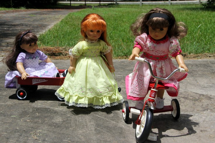 Time to play outside!- a 18" doll adventure by stitching with Elli