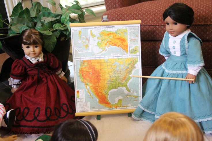 The Dolls get a history lesson about the Civil war- a 18" doll adventure by Stitching with Elli