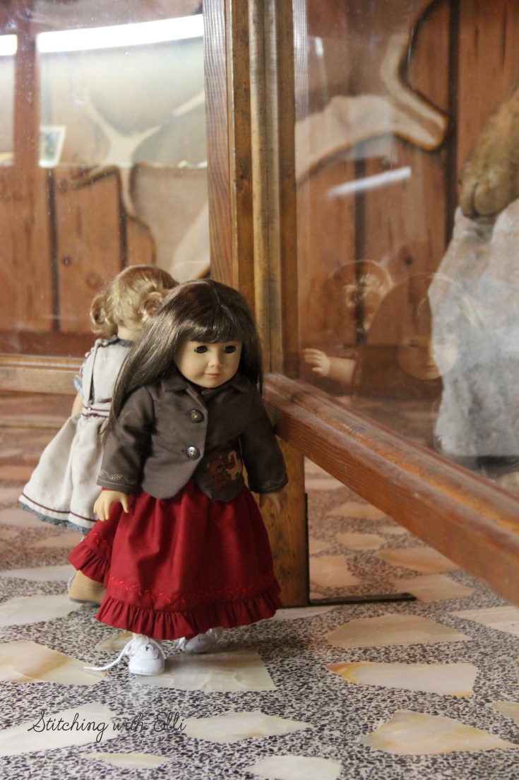 The dolls explore a museum- an American girl photostory by Stitching with Elli