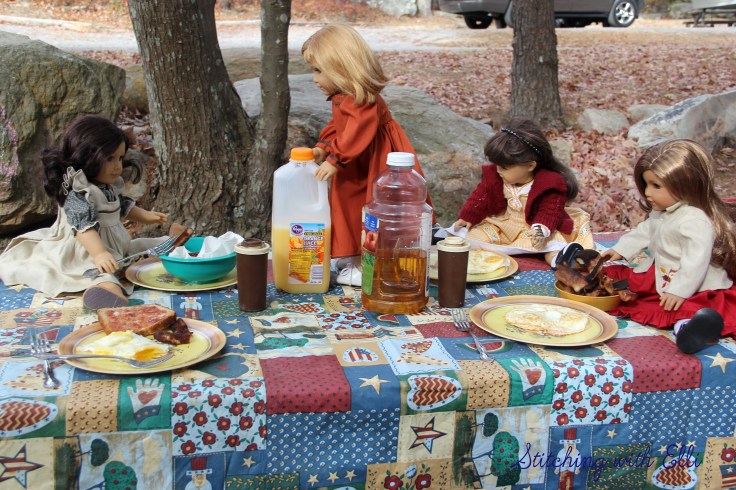The dolls go camping in a vintage camper- a 18" doll story with American Girl dolls by stitching with Elli