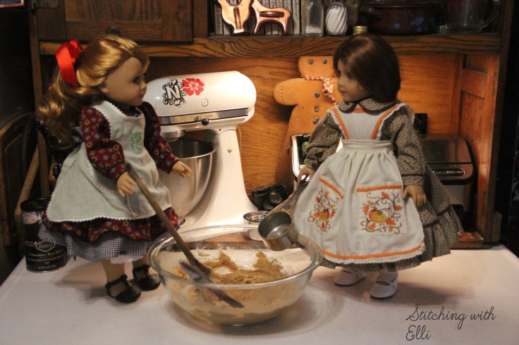 Thanksgiving cooking is underway!!- a 18" doll story with American girl dolls