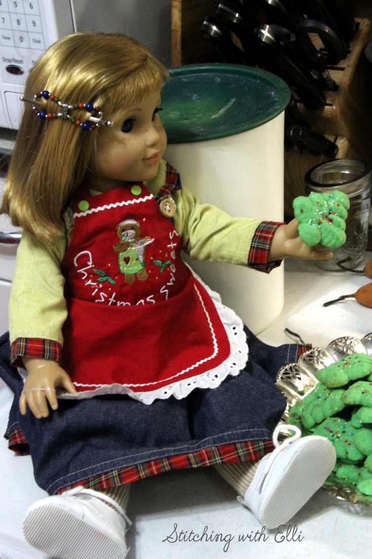 Nellie is helping pack up cookies to give away- by Stitching with Elli