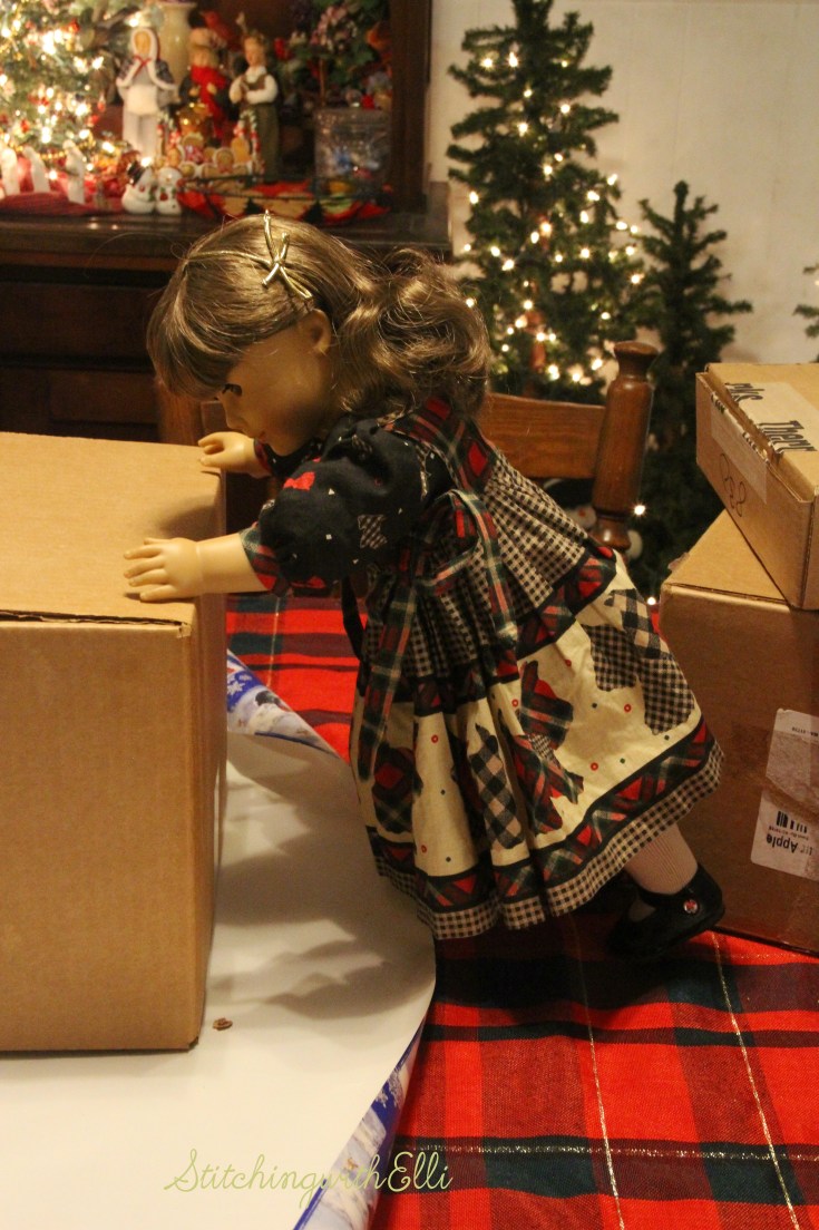 Wrapping presents for Christmas!- An american girl Christmas story by Stitching with Elli