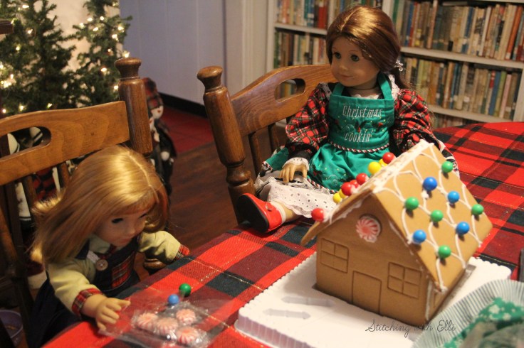Decorating a Gingerbread house is fun!- by Stitching with Elli