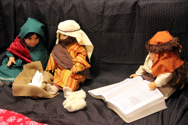 The Christmas story by the dolls- Stitching with Elli