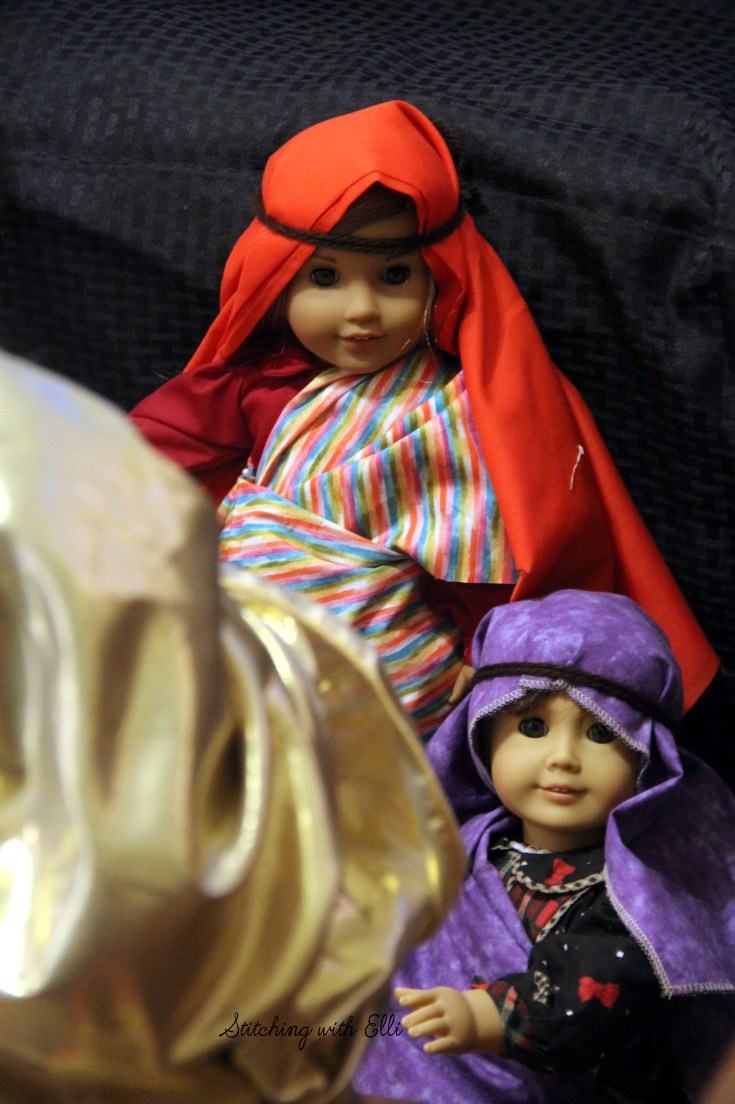The Christmas story by the dolls- Stitching with Elli