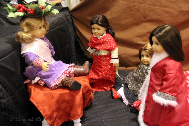 The Christmas story by the dolls- by Stitching with Elli