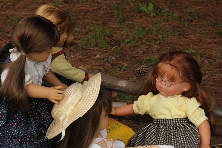 The dolls are ready to work in the garden!- a 18" doll story by stitching with Elli