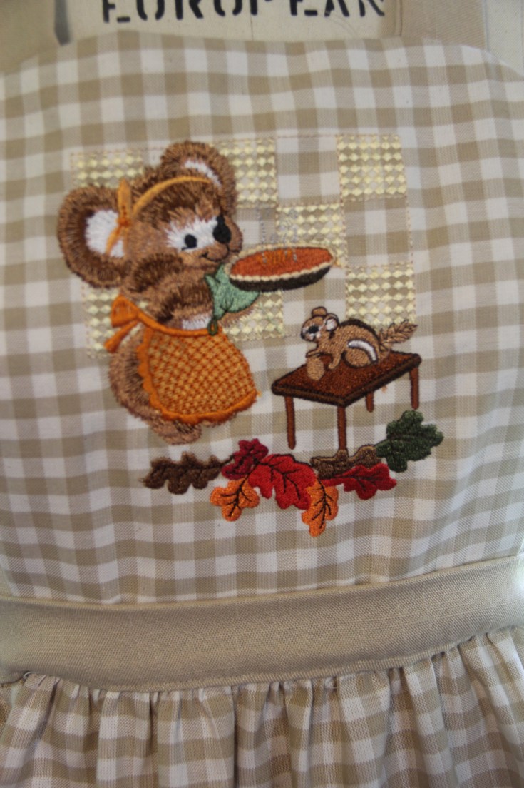 Read my 18" doll stories on my blog www.stitchingwithelli.com